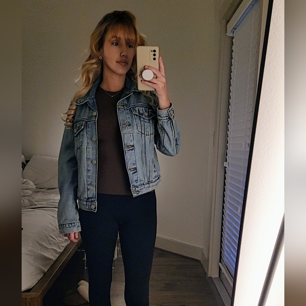 💙 NWOT Levi's Trucker Jean Jacket Size Small